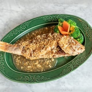 Pla Kra Tiem Prik Thai